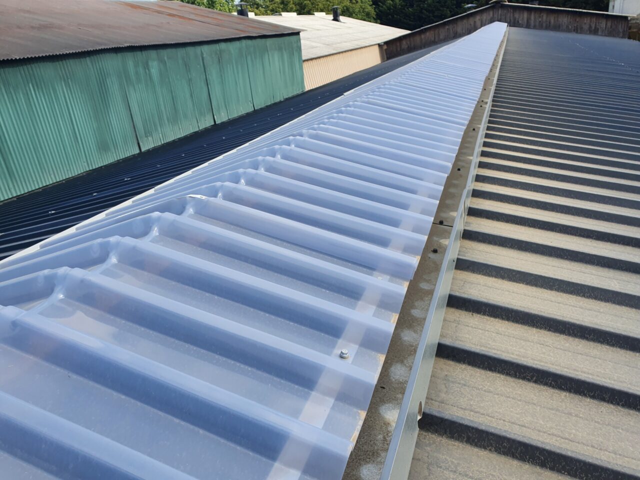 Dôme ventilé éclairant
